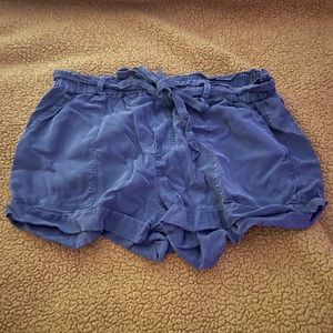 Aerie shorts! In great condition! Size medium.